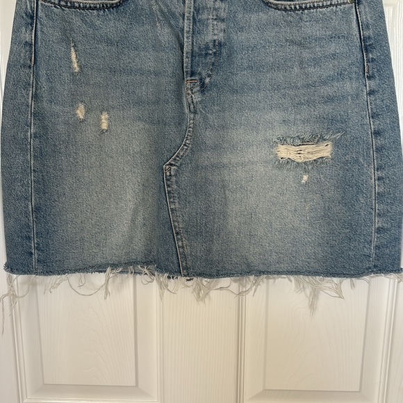 3 for $10 &Denim Distressed Light Washed Flattering Denim Skirt women’s size 10 - Picture 3 of 8
